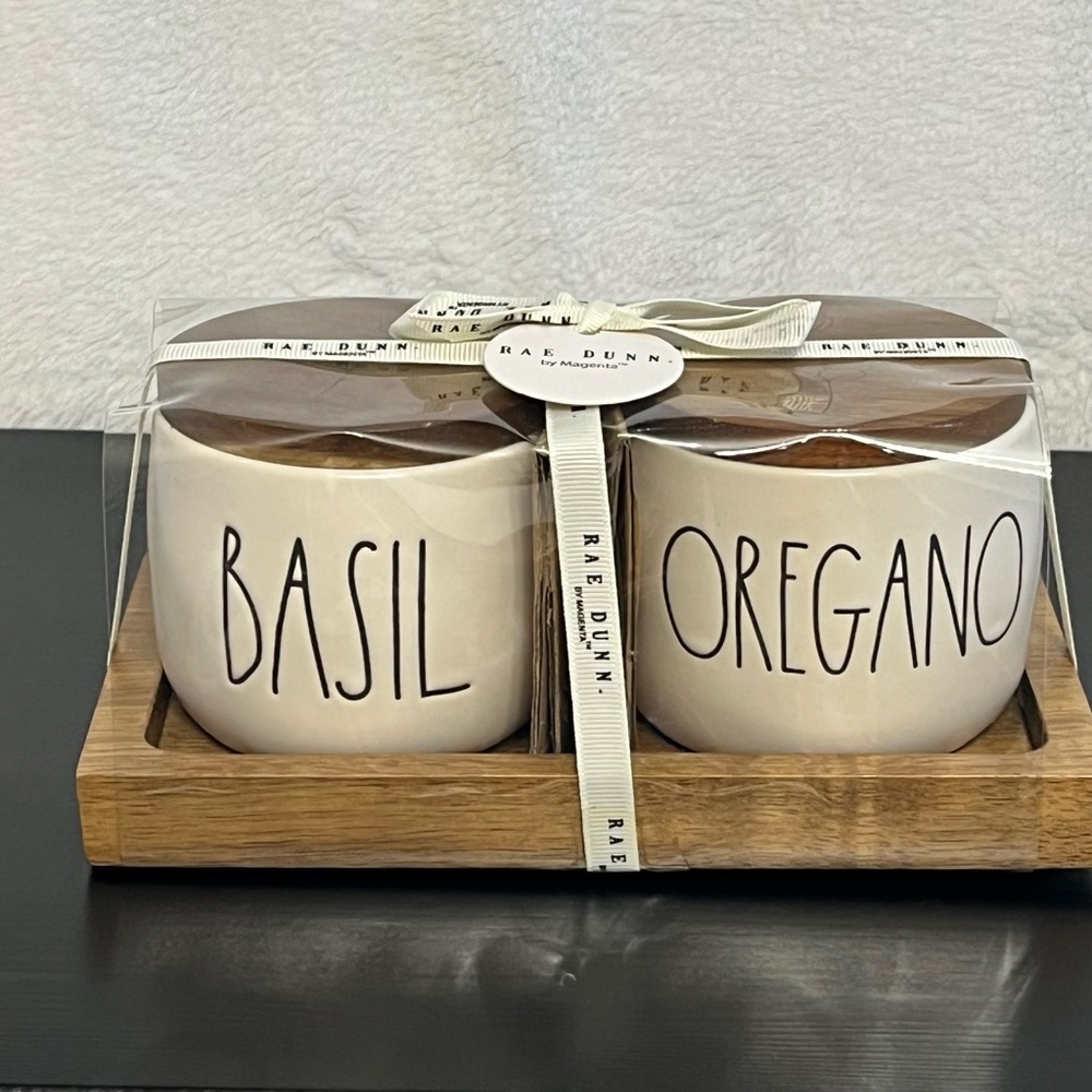 Rae Dunn spice containers